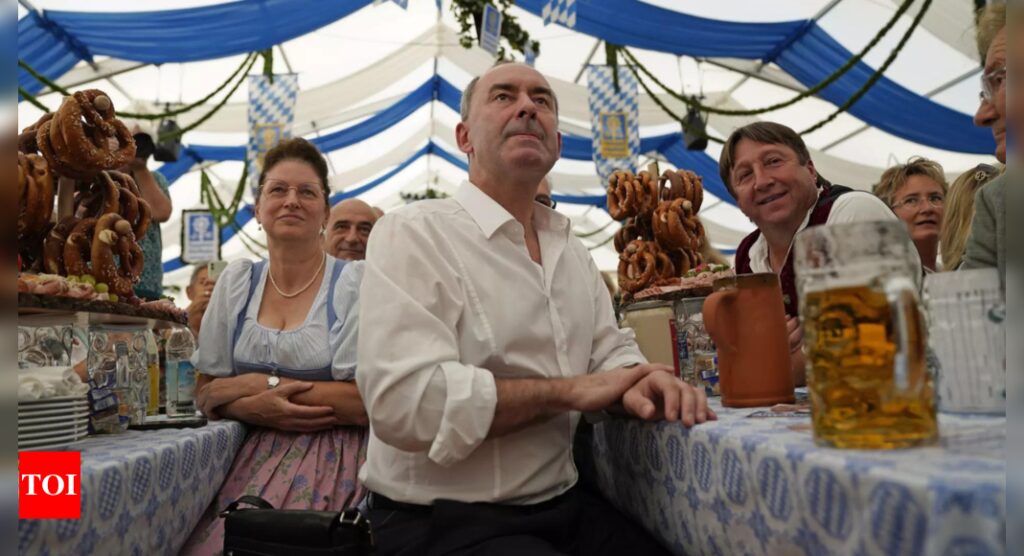 Governor: Bavaria’s governor leaves his deputy in office despite a furor over antisemitism allegations