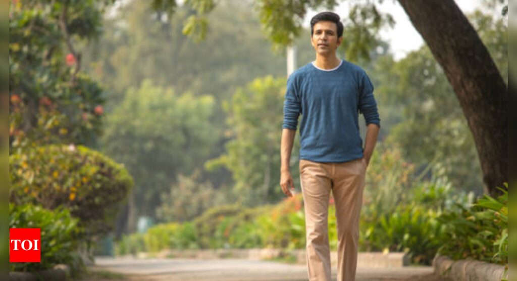 Walking: How many minutes should one walk as per age? |