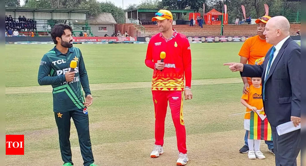 Zimbabwe 90/4 in 17.1 Overs | Pakistan vs Zimbabwe, 1st ODI Live Score: Pakistan win toss, opt to field