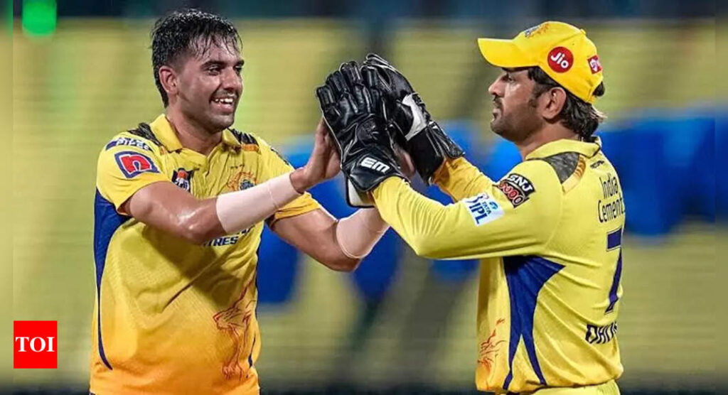 ‘Dhoni bhai ko miss toh karoge?’ Raina asks Deepak Chahar after his move from CSK to MI | Cricket News