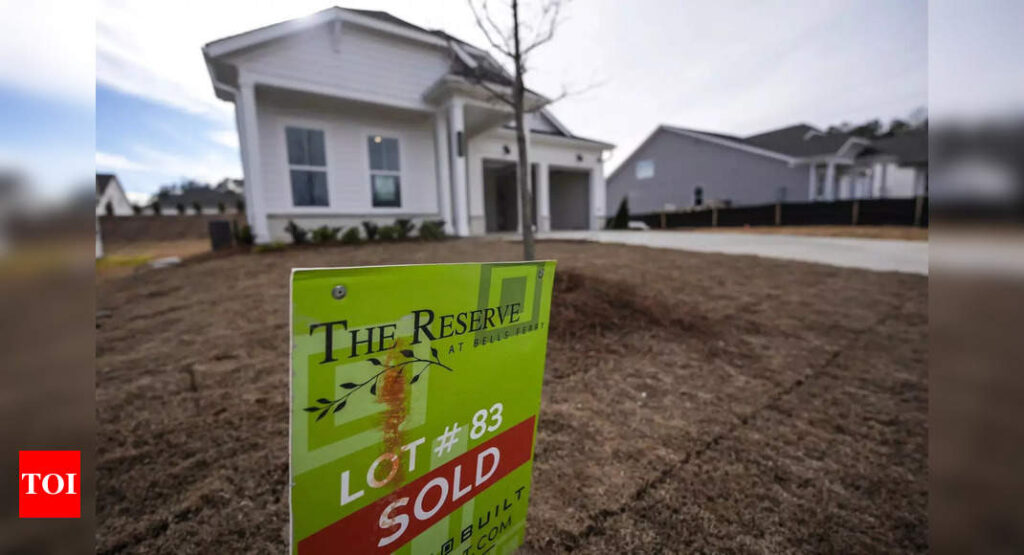 Average rate on a 30-year mortgage in the US slips to 6.81%