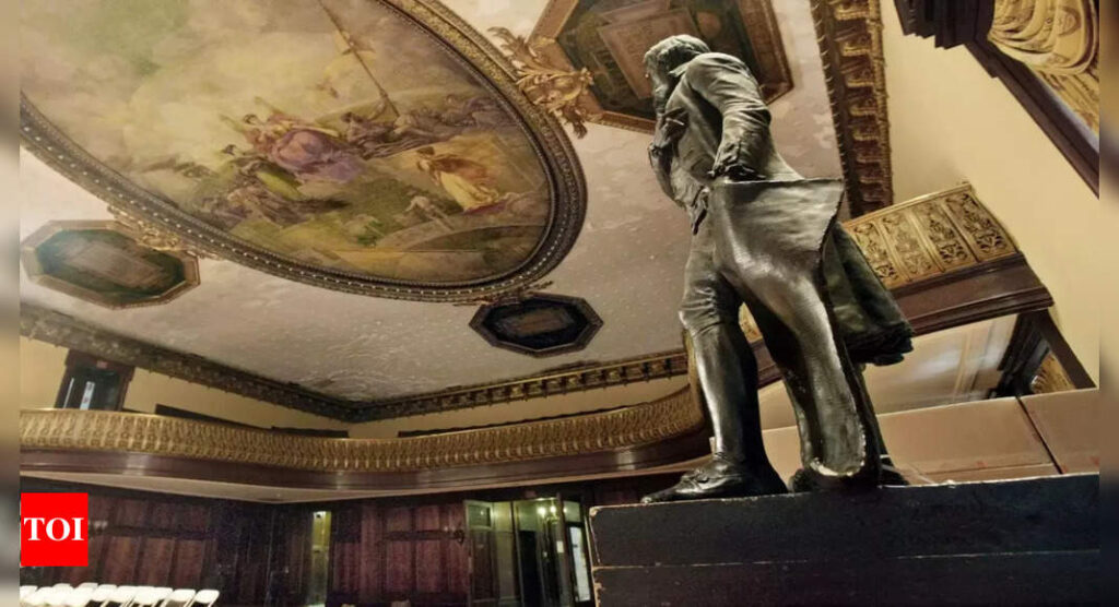 Jefferson: Thomas Jefferson statue to be removed from New York City Council chamber
