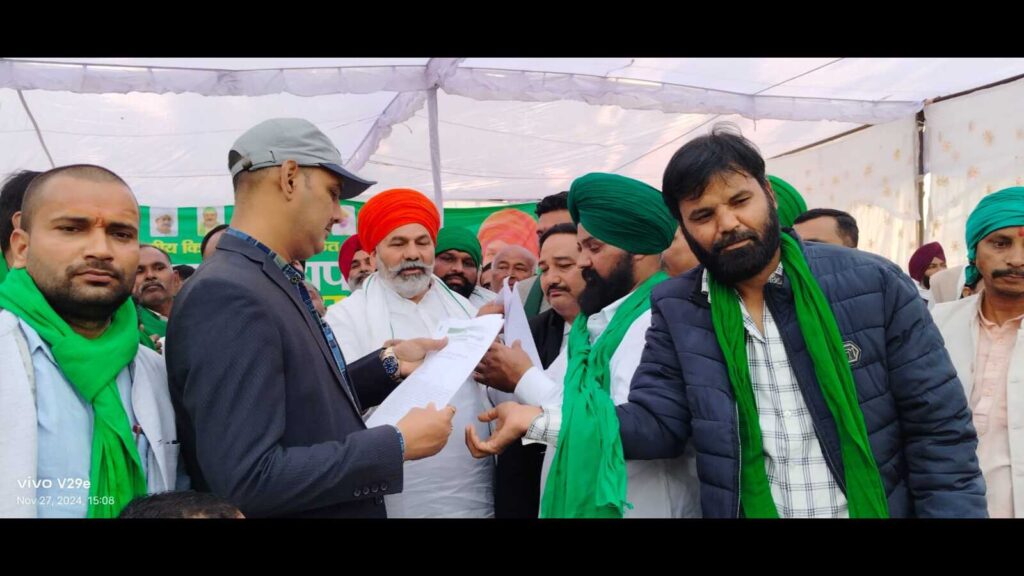 Tikait attends Kisan Panchayat in U.P’s Mohammadi Mandi