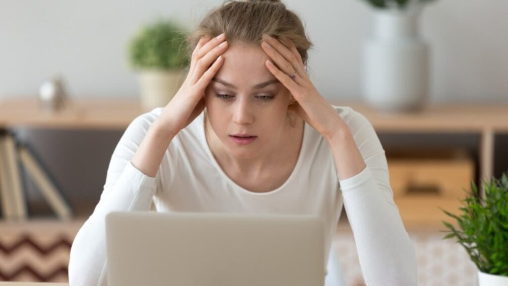 You are what you ‘consume’: Study shows the connection between poor mental health and negative online content | Health