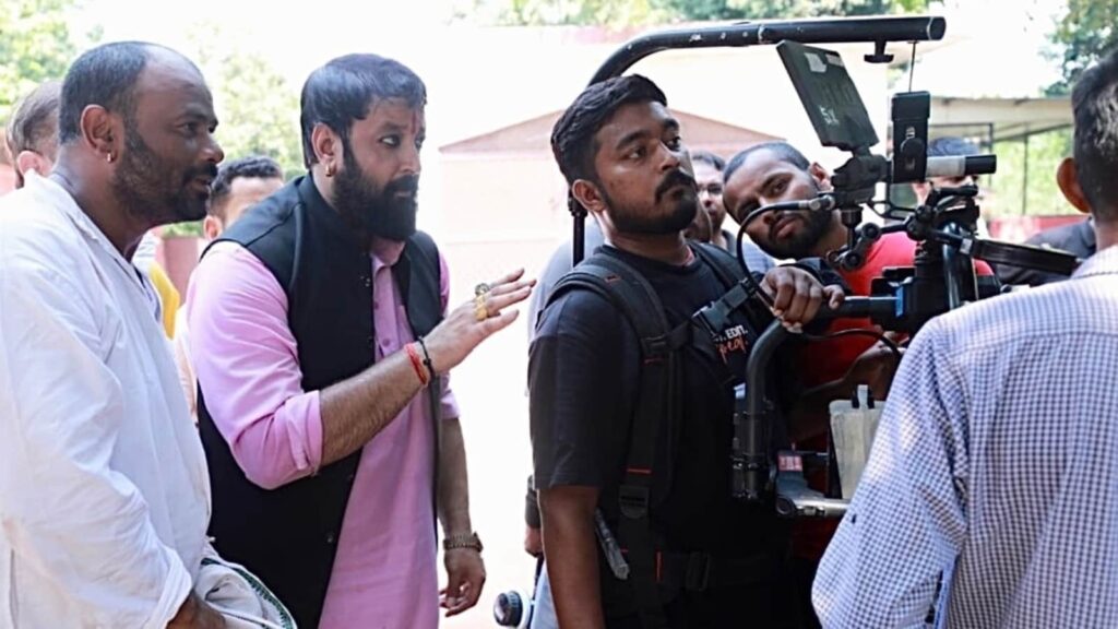 Bachchhan Paandey actor Santosh Shukla on shooting in Rampur: It’s a blessing to shoot in your home state