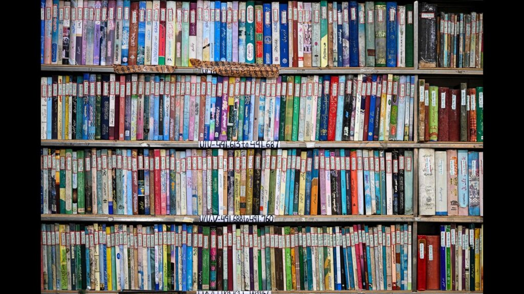 Case for a quiet, well-lit, free space to read, reflect
