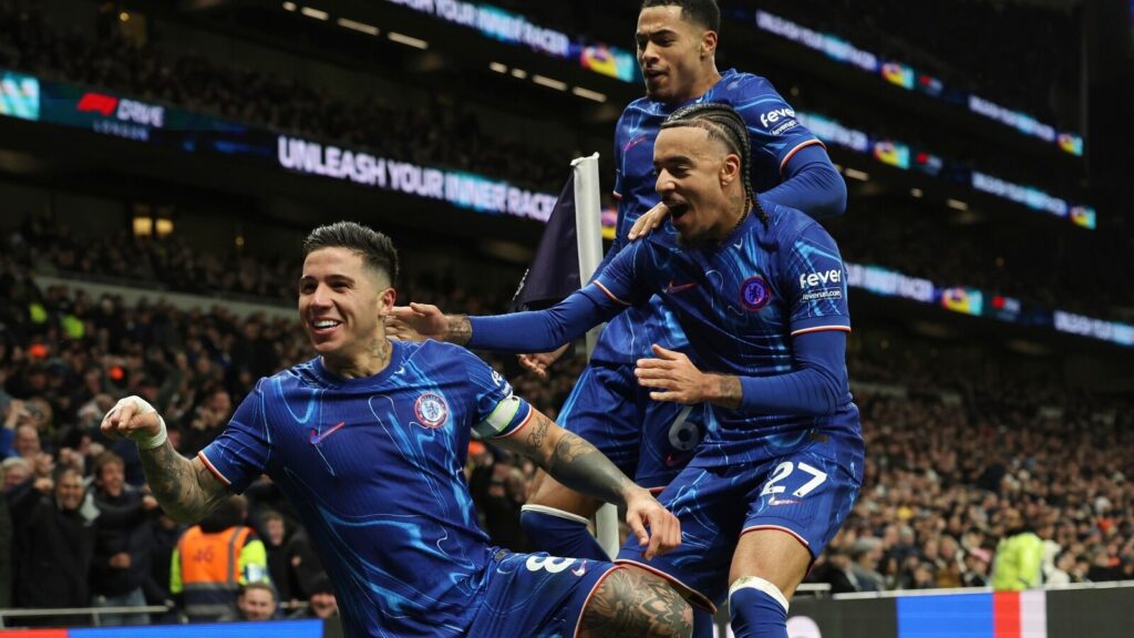 Chelsea beat Tottenham Hotspur to state Premier League title credentials, Arsenal stumble | Football News