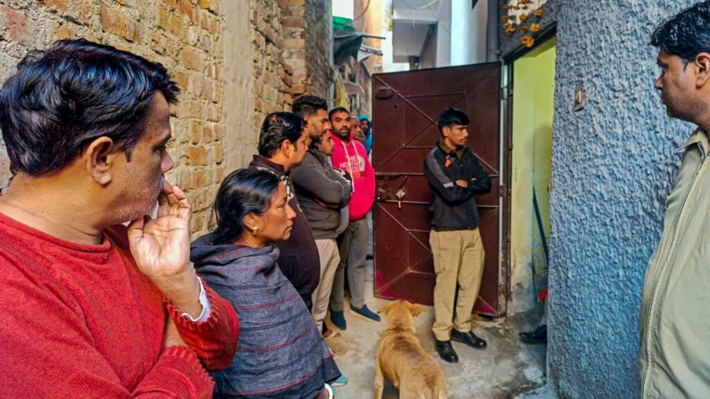Delhi triple murder case: Accused searched online for methods before committing crime | Latest News Delhi