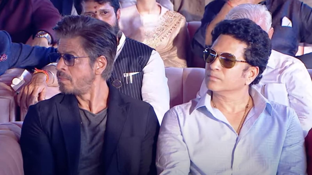 Devendra Fadnavis oath-taking ceremony attended by Shah Rukh Khan, Salman Khan, Ranbir Kapoor, Janhvi Kapoor