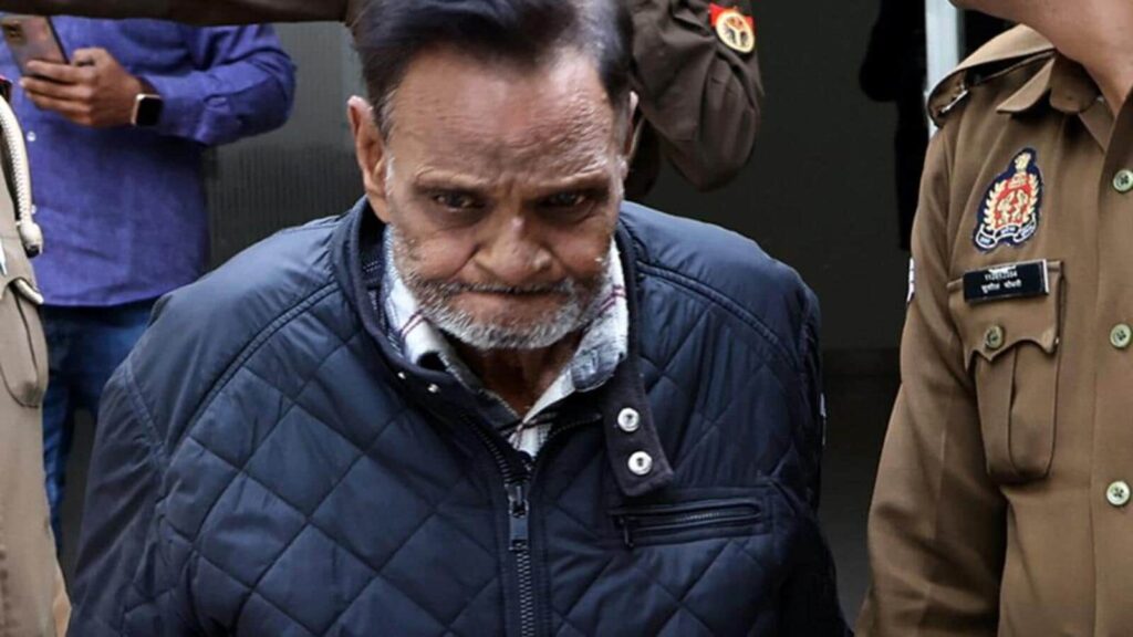 Ghaziabad: 72-year-old resorts to cheating, forgery to sell vacant land near Metro station; held