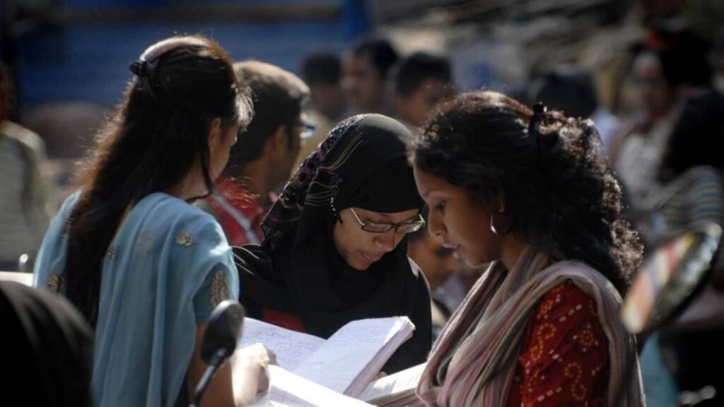 Karnataka women are filing more income tax returns than ever, with 26% rise: Report | Bengaluru
