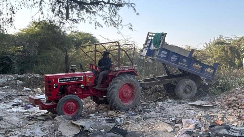 MCG seizes 6 more vehicles for illegal dumping in Gurugram