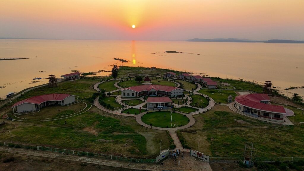 Madhya Pradesh’s hidden tourist gem: Explore Sarsi Island Resort in Shahdol’s breathtaking backwaters | Travel