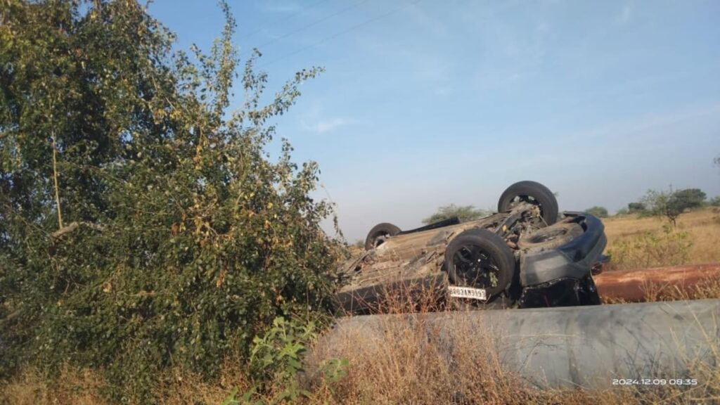 Pune: 2 trainee pilots dead, 2 critical as SUV crashes into tree after party
