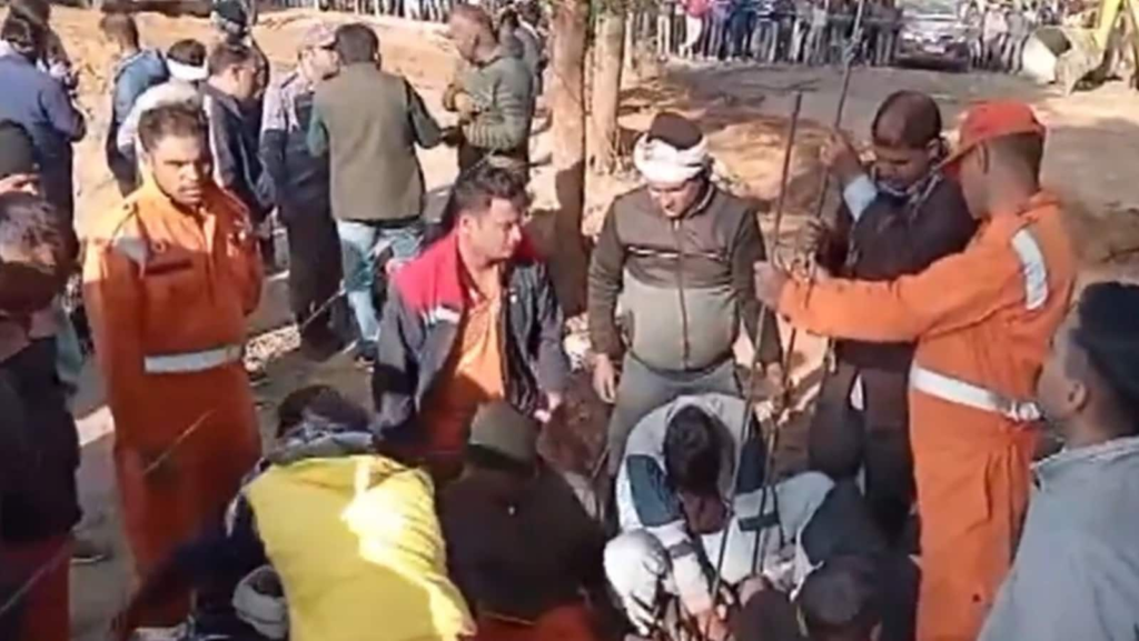 Rajasthan: Operation to rescue 5-year-old Aryan from borewell in Dausa enters Day 3 | Updates | Latest News India