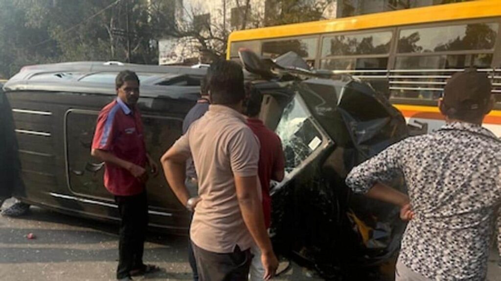 SUV driver arrested after ramming five vehicles in Baner