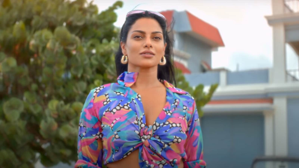 Silk Smitha – Queen of the South announcement glimpse: Chandrika Ravi makes heads turn as the 80s siren. Watch