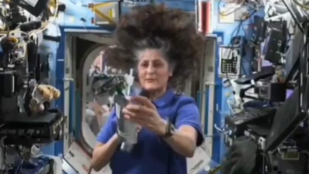 Sunita Williams demonstrates how astronauts drink liquids in zero gravity during virtual interaction with students | Trending