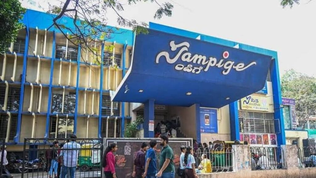 This iconic Bengaluru theatre where Dr. Rajkumar and Rajinikanth used to watch movies is shutting soon. Details | Bengaluru