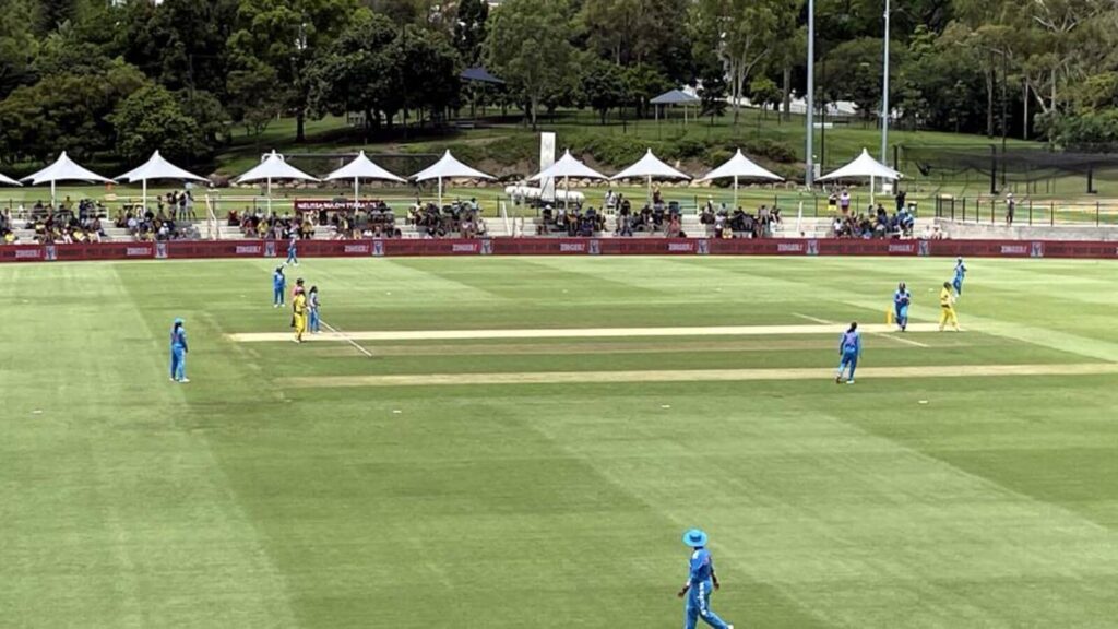 Voll, Perry hundreds seal ODI series win for Australia v India