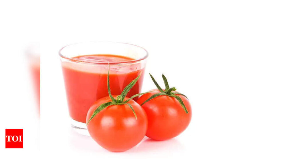 How to use tomato juice to regrow hair in bald patches |