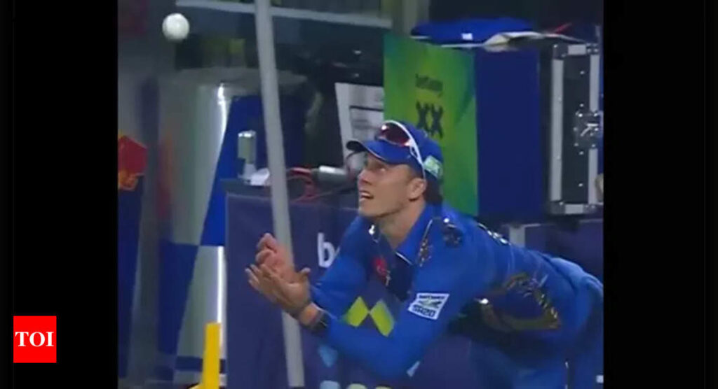 WATCH: Dewald Brevis takes a spectacular boundary catch in JSK-MICT SA20 clash | Cricket News