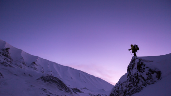 18-year-old hiker lost for 10 days in freezing mountains survives on toothpaste and melted snow | Trending