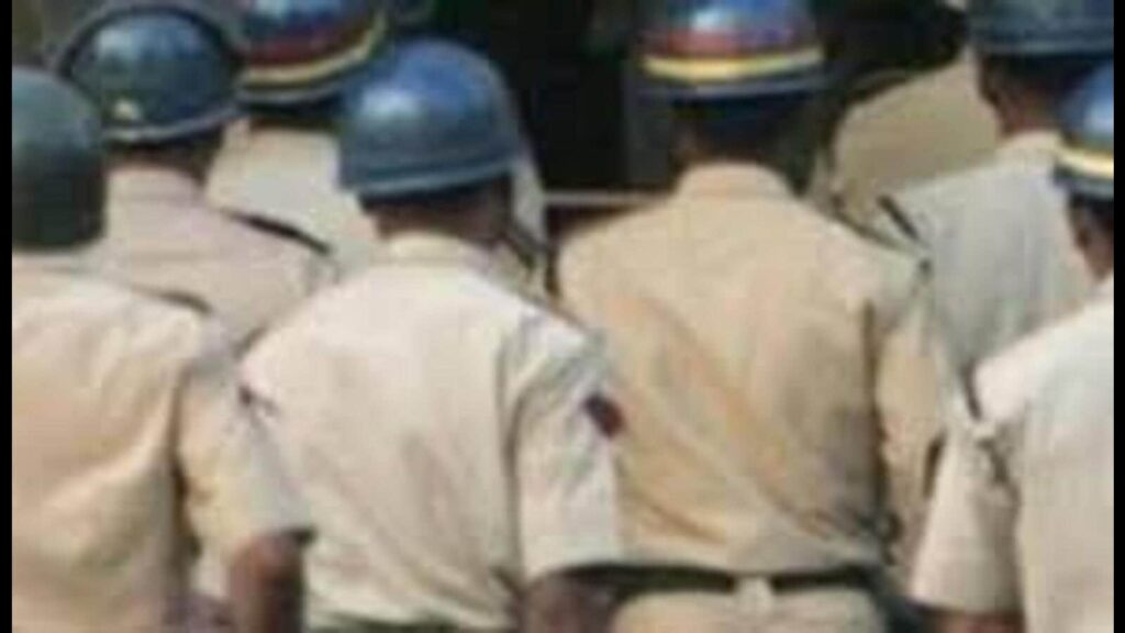 4 Kanpur policemen forcibly retired, one denied promotion