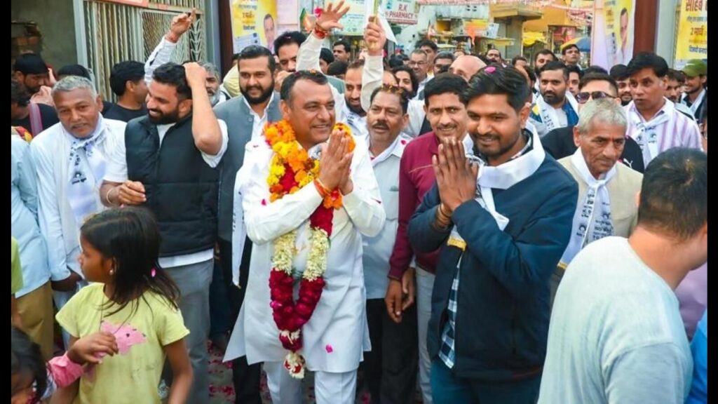 Ahead of polls, candidates hold road shows across Ggm, Manesar