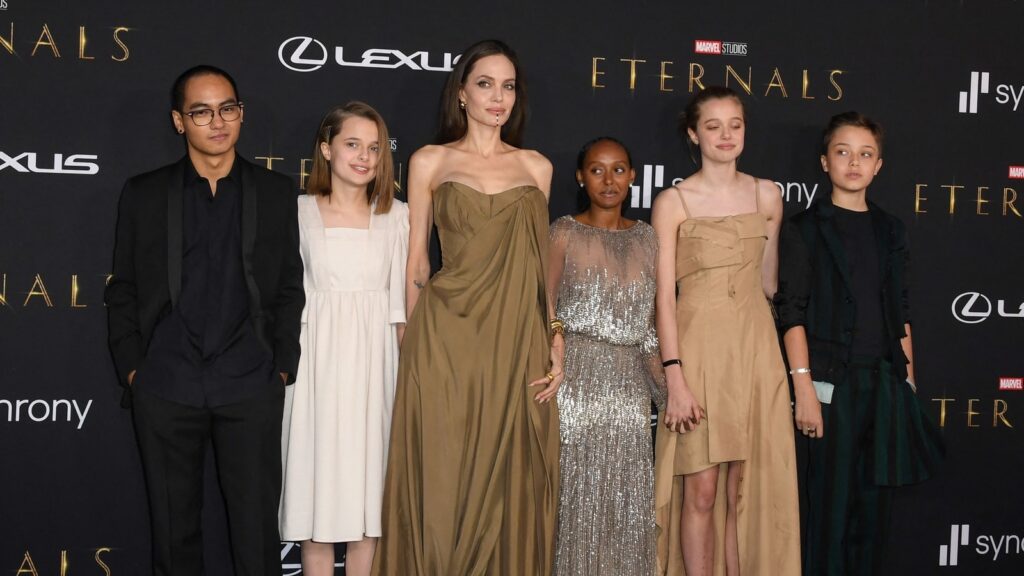 Angelina Jolie’s kids hate celeb lifestyle, but she’s counting on famous Hollywood pals amid Brad Pitt feud | Hollywood