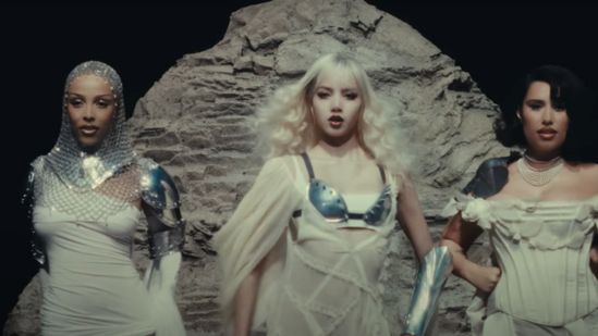 BLACKPINK’s Lisa makes history, to be first-ever K-pop artist to perform at Oscars; Doja Cat and RAYE will join her