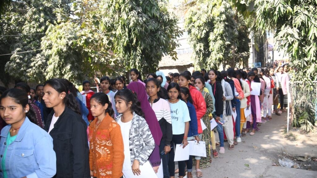 BSEB 12th Exam 2025 Day 5 in Pics: Chemistry paper concludes, students appear for English paper