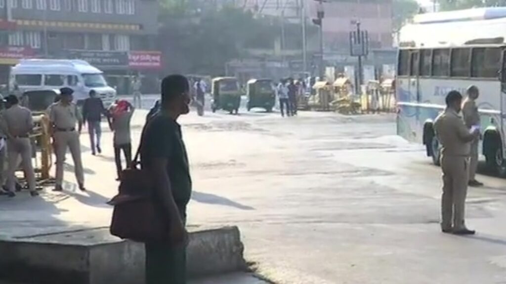 Border row flares up in Belagavi affecting bus services between Karnataka – Maharashtra | Bengaluru