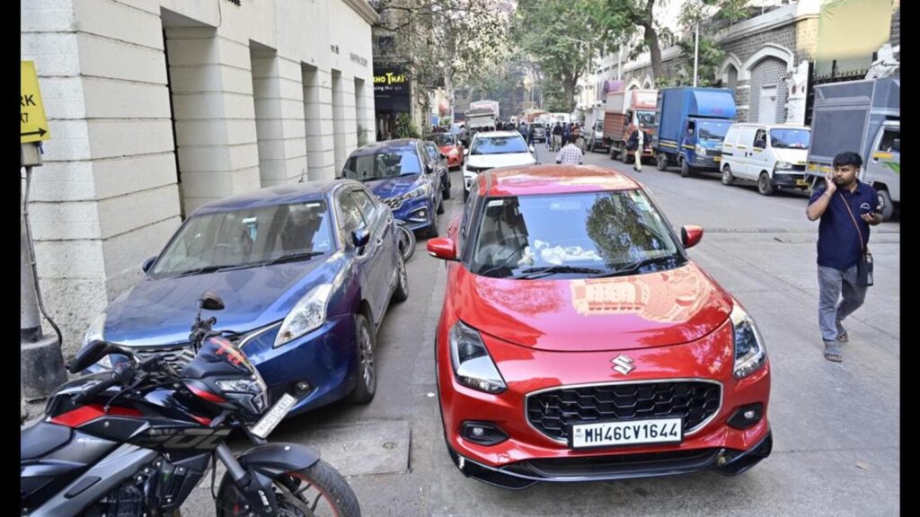 Colaba residents clash with traffic police over pay-n-park | Mumbai news