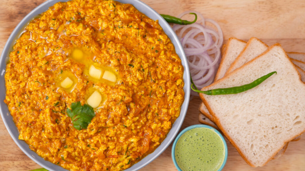 Cold, rainy morning got you feeling extra grubby? You have to try this Amritsari paneer bhurji recipe!