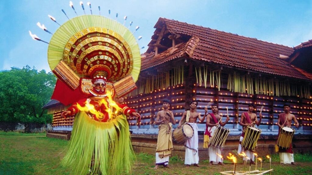Communities of my Country: 3 unmissable festivals of Kerala; take a journey through tradition and devotion