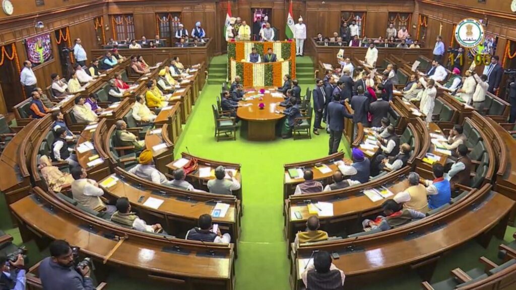 Delhi assembly session: BJP MLA draws attention towards broken Bhagat Singh statue | Latest News Delhi