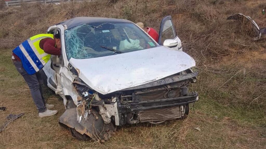 Delhi woman killed, husband, son hurt in Mumbai-Delhi E-way crash