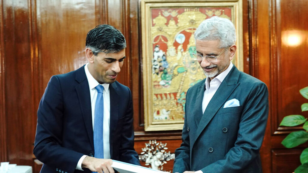 EAM Jaishankar meets former UK PM Rishi Sunak in Delhi | World News