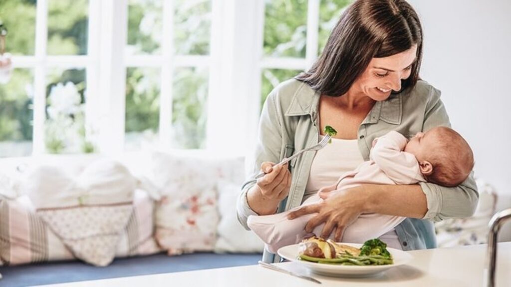 Feeling drained after giving birth? 3 nutrient-packed foods to re-energise lactating moms during postpartum recovery | Health