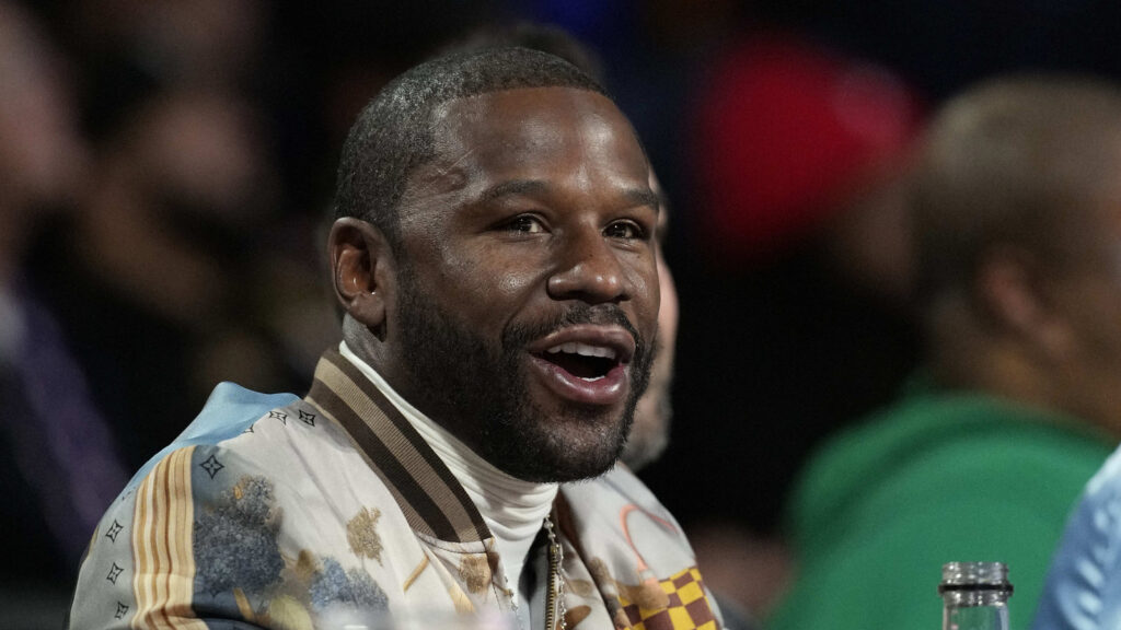 Floyd Mayweather’s million-dollar bash: A week-long Miami blowout with beach parties, ATVs & yacht extravaganza!
