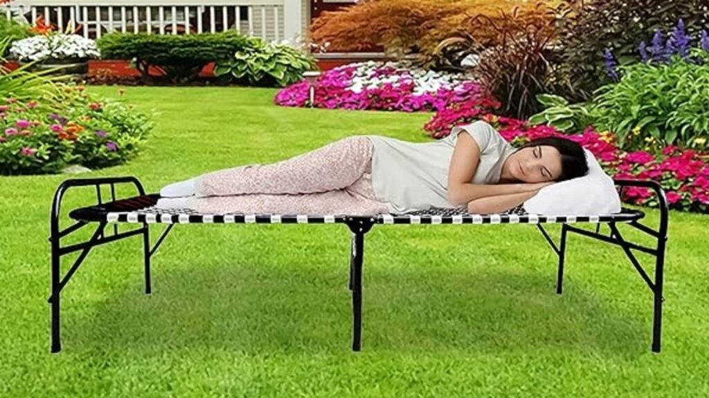 Foldable beds to relax in any space of your liking: Check the top models here