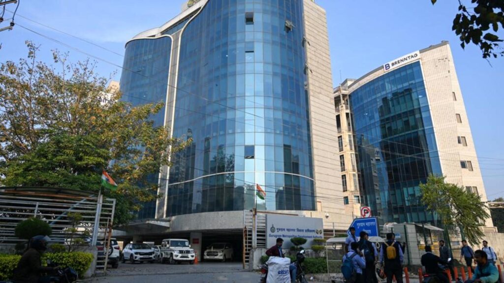 GMDA directs HSVP to acquire land for 6 Gurugram roads