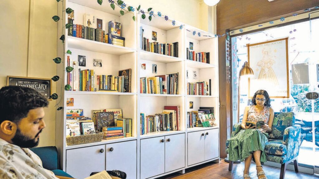 Indie bookstores need patrons, not buyers, to stay relevant | Mumbai news