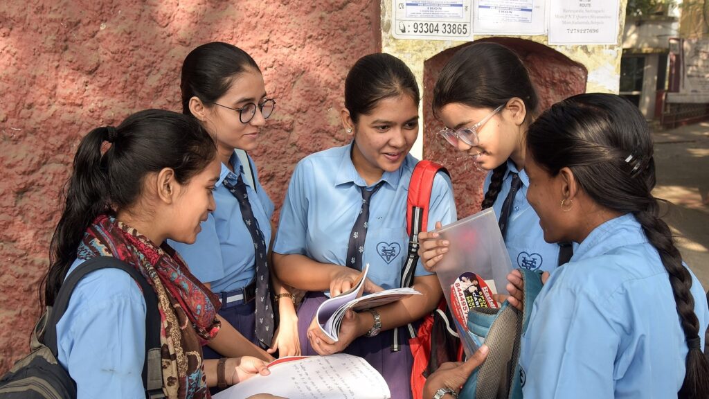 JEE Main 2025 Result: 14 candidates score 100 NTA, only 1 female in the list