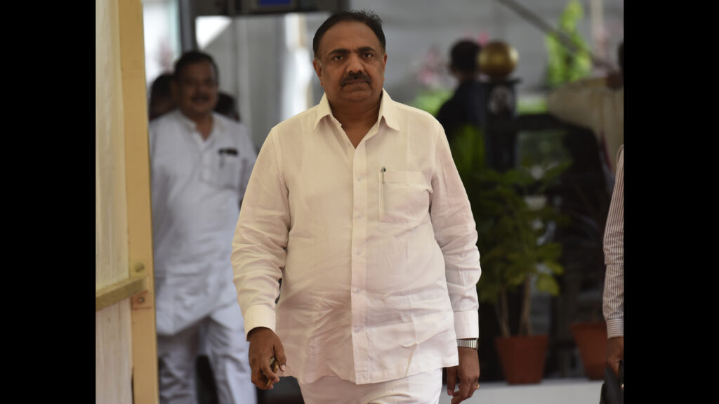 Jayant Patil dismisses speculation about switch to BJP at event with Nitin Gadkari as chief guest