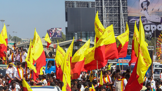 Karnataka Rakshana Vedike holds massive protest in Belagavi amid Kannada – Marathi row | Bengaluru
