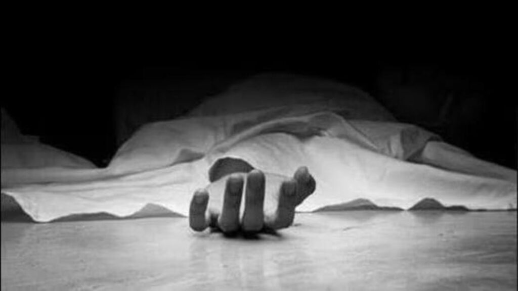 Karnataka: Three migrant workers hit by train while filming reels in Doddaballapura, die on spot | Bengaluru