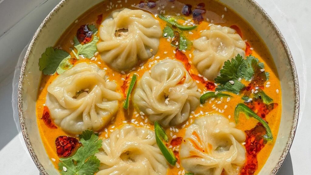 Love momo but need a diet-friendly option? Here’s a guilt-free, cabbage-based jhol momo recipe dressed to impress