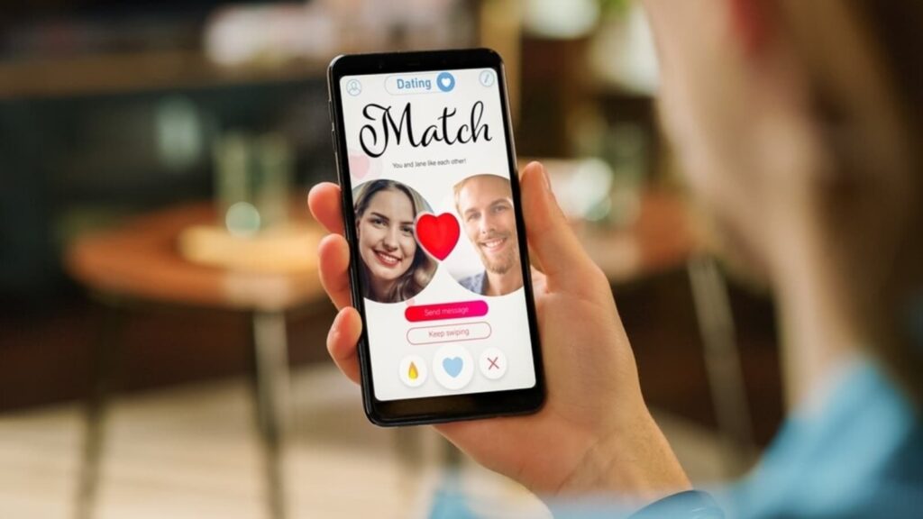 Men vs Women: Who uses dating apps the most? Study reveals motive behind the swipes